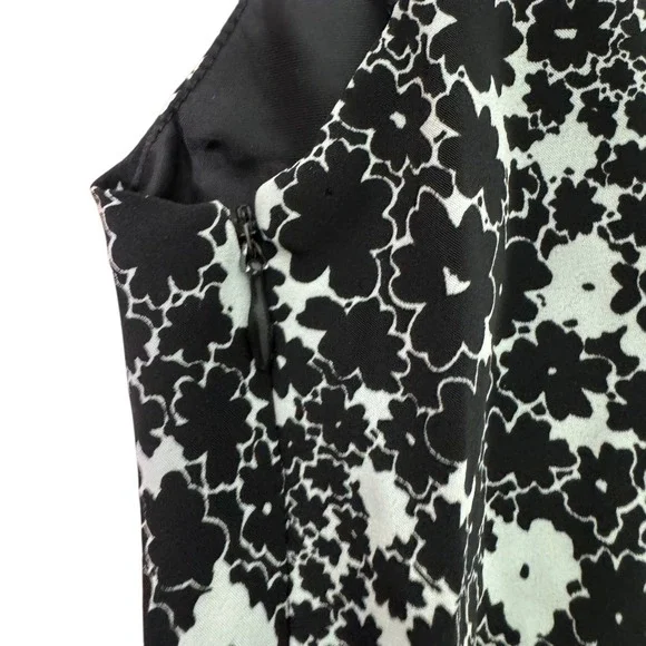 Sold - Picture 6 of 7